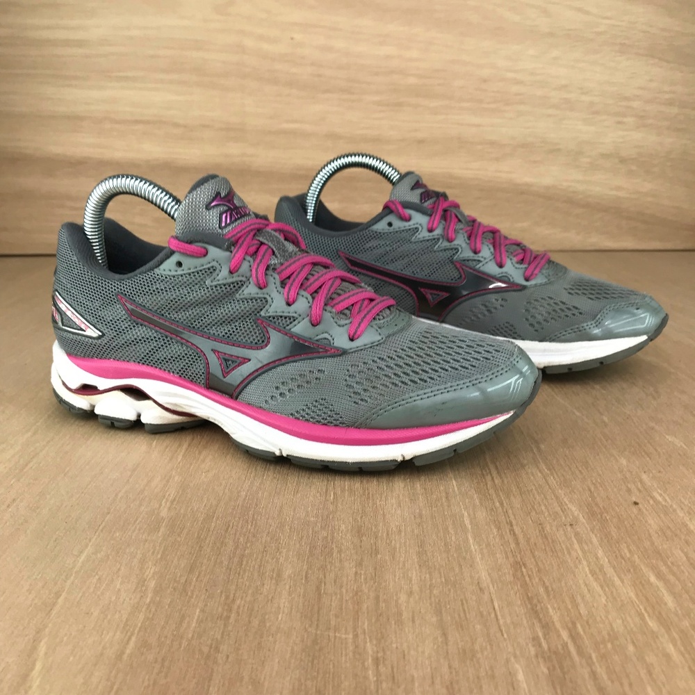 Mizuno Wave Raider Running Shoes